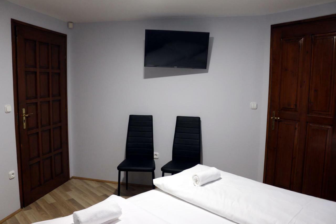 Soerpatika Vendeghaz Hotel Badacsonytomaj Luaran gambar