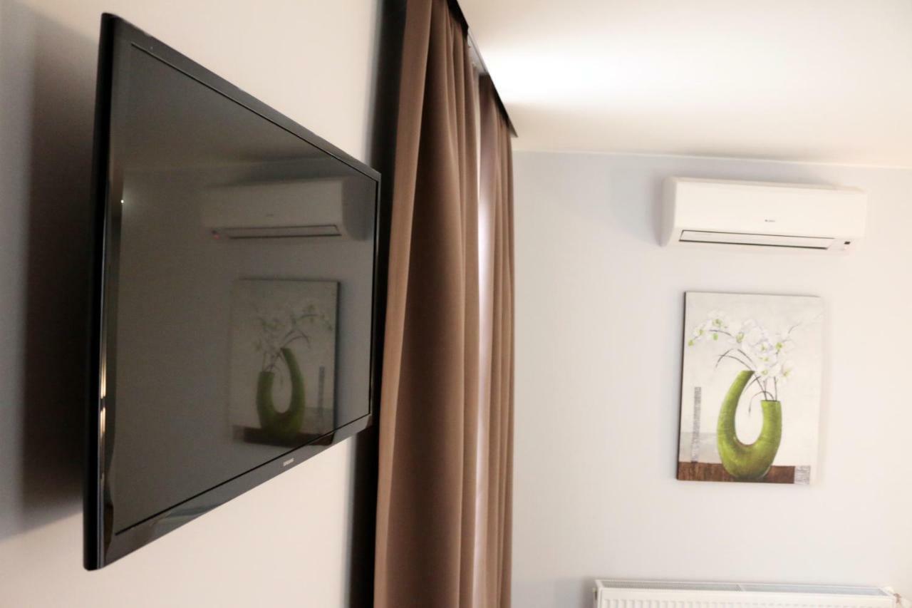 Soerpatika Vendeghaz Hotel Badacsonytomaj Luaran gambar