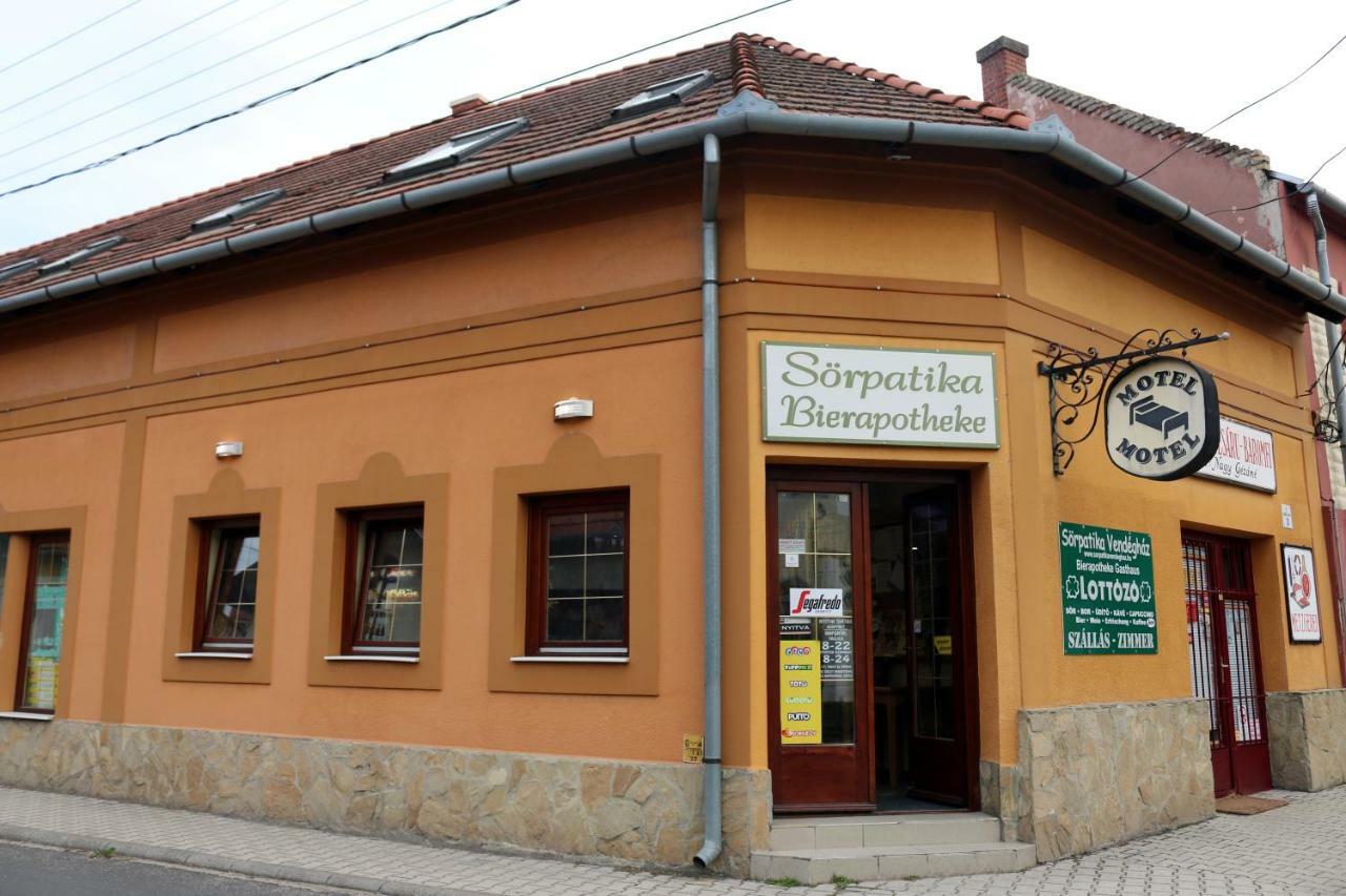 Soerpatika Vendeghaz Hotel Badacsonytomaj Luaran gambar